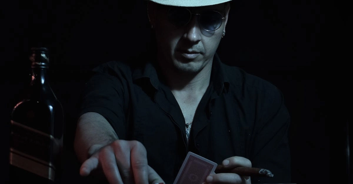 Стильный мужчина наслаждается качественными развлечениями